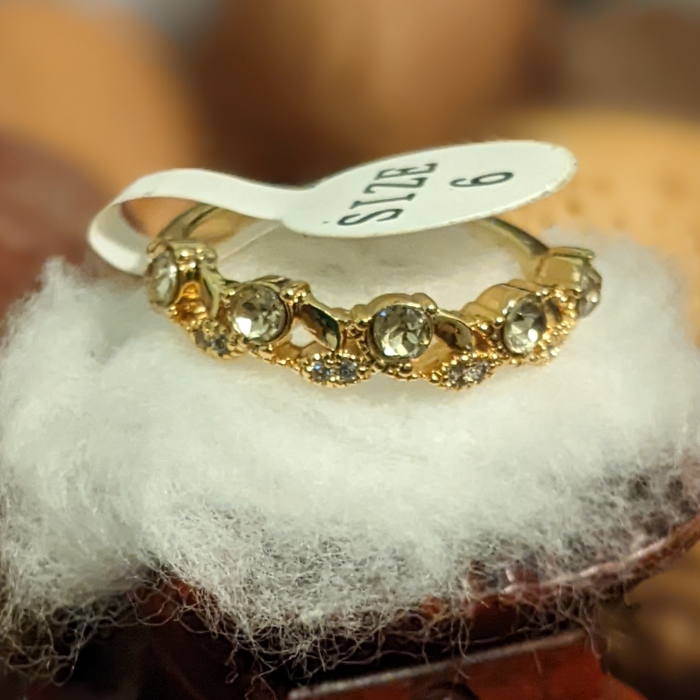 Fragrant Jewels Ring - Picture 2 of 2